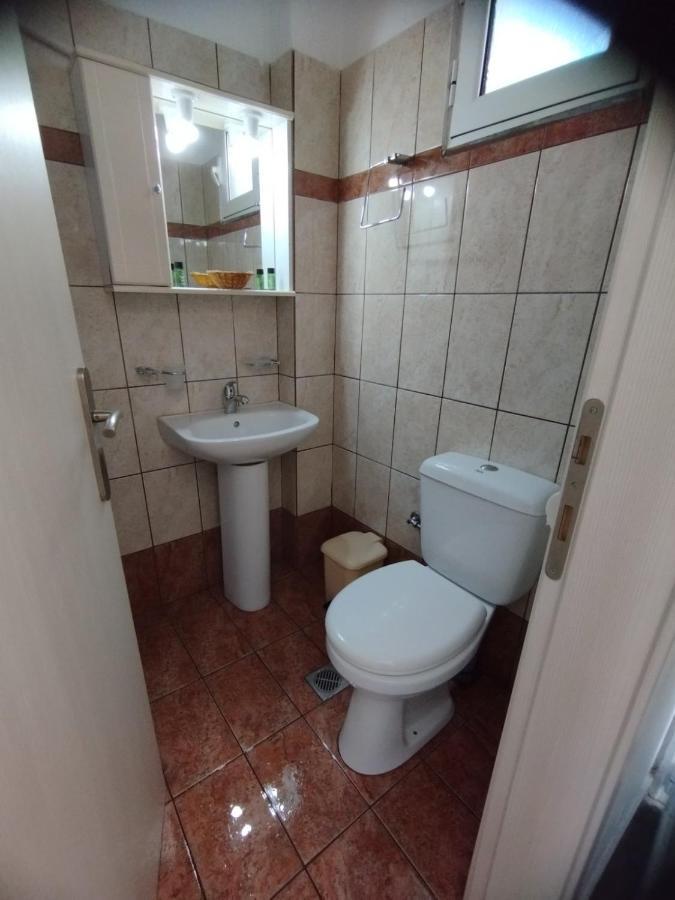 Marisini Sea View Aparthotel Batsi  Bagian luar foto