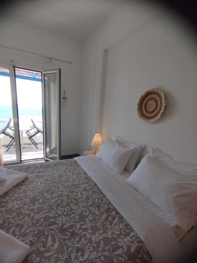 Marisini Sea View Aparthotel Batsi  Bagian luar foto