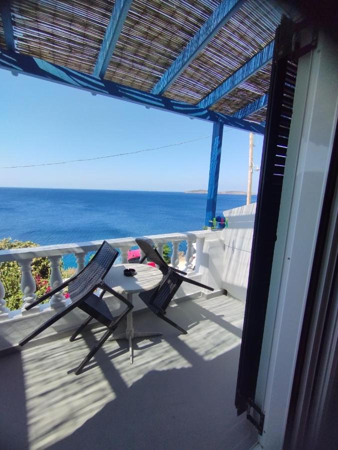 Marisini Sea View Aparthotel Batsi  Bagian luar foto