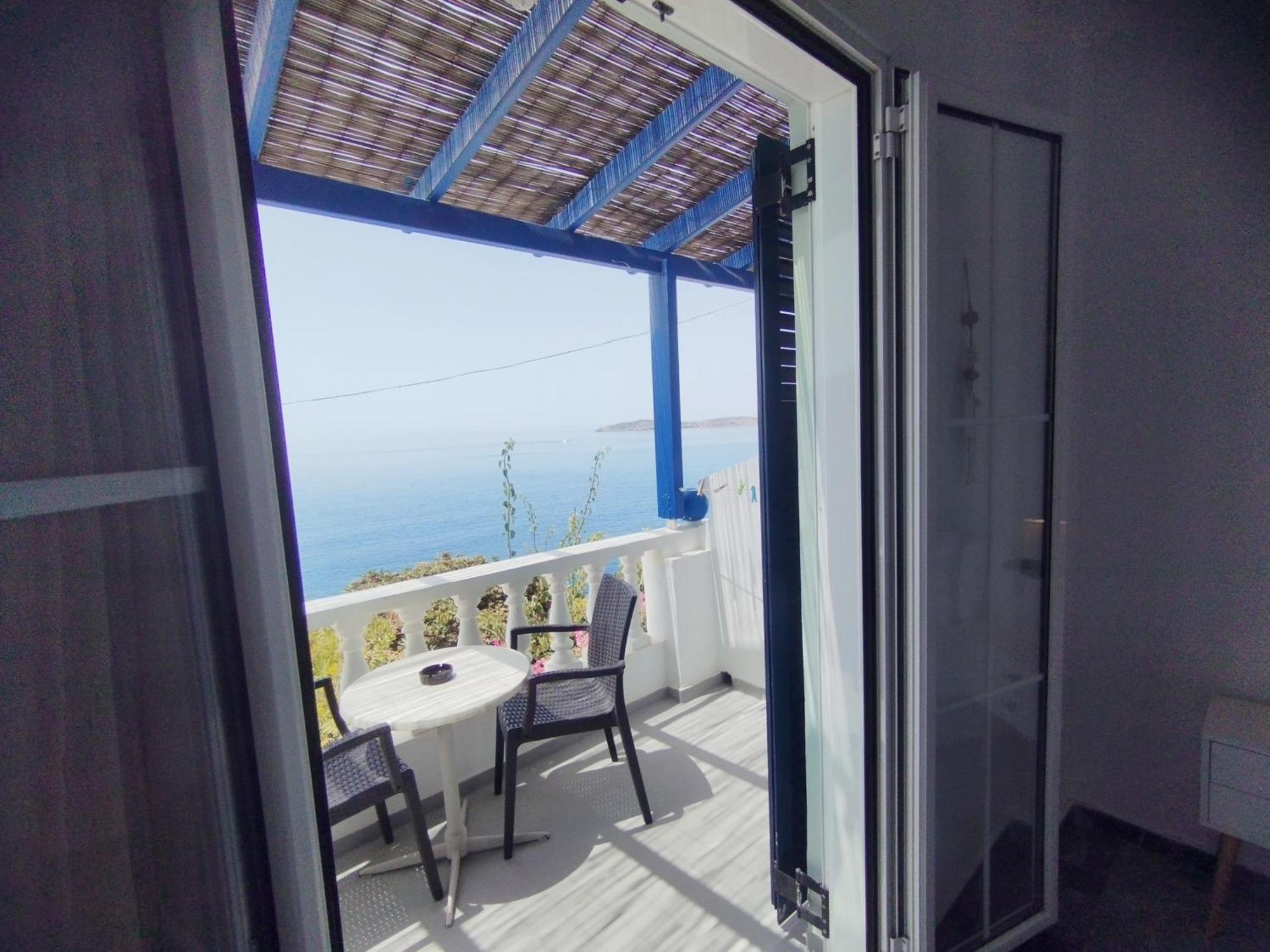 Marisini Sea View Aparthotel Batsi  Bagian luar foto